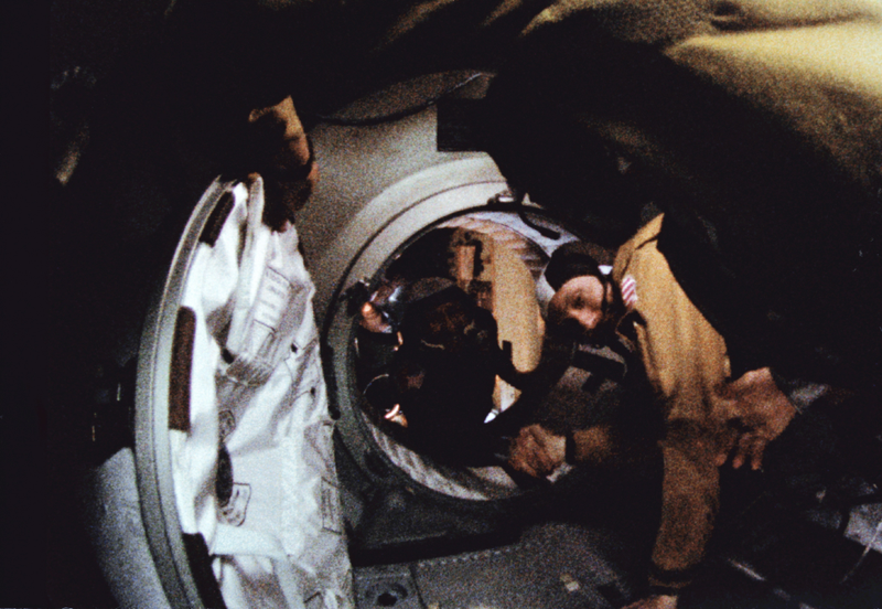 Illustration for article titled 50 Years Ago, The First Spacewalk Nearly Ended In Tragedy